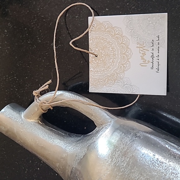 Decorative Metal Vase - Picture 7 of 11